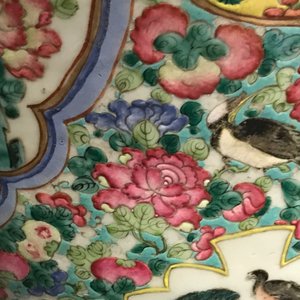 A pair of reticulated Chinese famille rose garden seats, 19th C. — photo 23