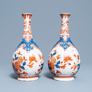 A pair of ribbed Dutch Delft doré vases, 18th C. — 照片 2