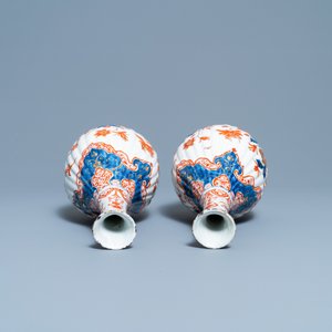 A pair of ribbed Dutch Delft doré vases, 18th C. — 照片 5