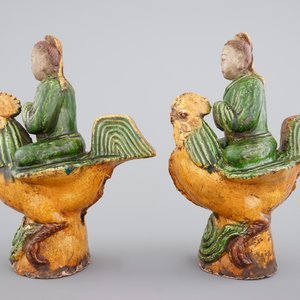 Une paire de tuiles faitières sancai chinois, Dynastie Ming — photo 4