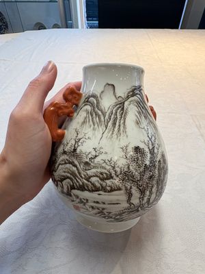A pair of small Chinese grisaille 'hu' vases with winter landscapes, Qianlong and Tangying marks, Republic — photo 23