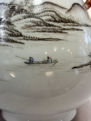 A pair of small Chinese grisaille 'hu' vases with winter landscapes, Qianlong and Tangying marks, Republic — photo 25