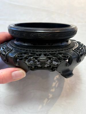 A pair of small Chinese grisaille 'hu' vases with winter landscapes, Qianlong and Tangying marks, Republic — photo 28