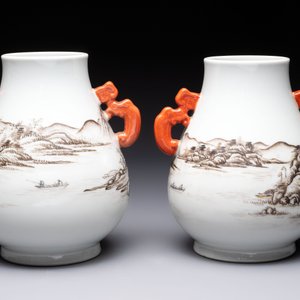 A pair of small Chinese grisaille 'hu' vases with winter landscapes, Qianlong and Tangying marks, Republic — photo 4