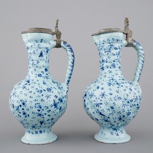 A pair of South-German pewter-mounted jugs with twisted handles, 17/18th C. — photo 2
