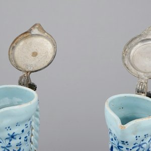 A pair of South-German pewter-mounted jugs with twisted handles, 17/18th C. — photo 6