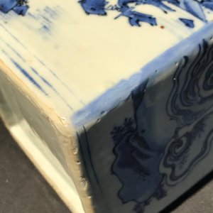 A pair of square Chinese blue and white 'immortals' tea caddies, Wanli — photo 19
