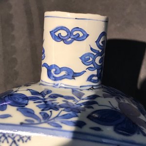 A pair of square Chinese blue and white 'immortals' tea caddies, Wanli — photo 26