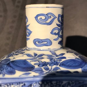 A pair of square Chinese blue and white 'immortals' tea caddies, Wanli — photo 28