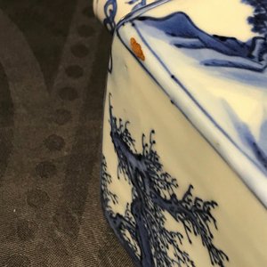 A pair of square Chinese blue and white 'immortals' tea caddies, Wanli — photo 35
