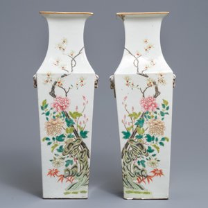 A pair of square Chinese vases with floral design, 19th C. — photo 3
