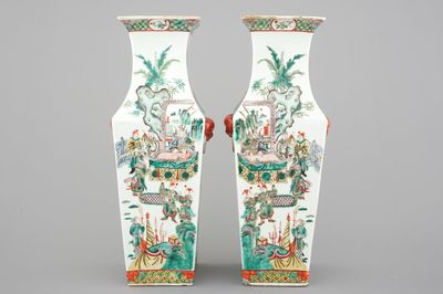 A pair of square Chinese wucai porcelain vases with warriors, 19th C.
