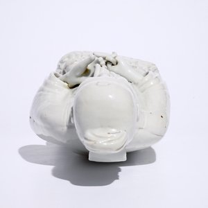 A pair of tall Chinese Dehua blanc de Chine figures of immortals, 18/19th C. — photo 15