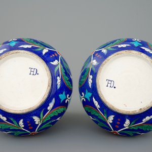 A pair of Theodore Deck Iznik style vases, 1875-1880 — photo 5