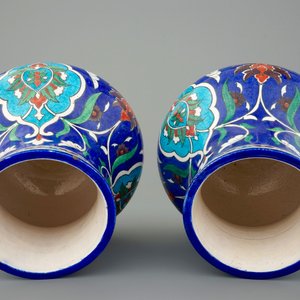 A pair of Theodore Deck Iznik style vases, 1875-1880 — photo 6