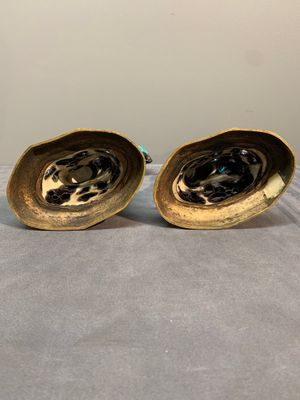 A pair of turquoise- and aubergine-glazed parrots with gilt bronze mounts, Kangxi — photo 7