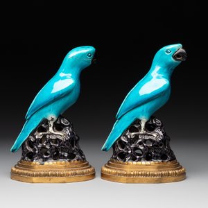 A pair of turquoise- and aubergine-glazed parrots with gilt bronze mounts, Kangxi — photo 5