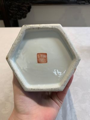 A pair of unusual Chinese blue-ground famille rose 'Eight Immortals' hat stands, Tongzhi mark and of the period — photo 14