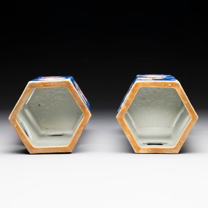 A pair of unusual Chinese blue-ground famille rose 'Eight Immortals' hat stands, Tongzhi mark and of the period — photo 5