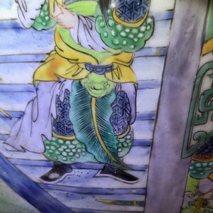 A pair of very large Chinese famille verte vases with fine narrative design, 19th C. — photo 21