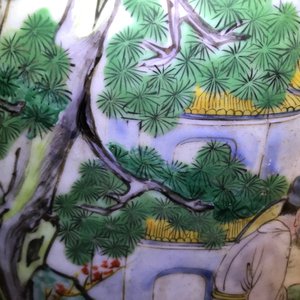 A pair of very large Chinese famille verte vases with fine narrative design, 19th C. — photo 25