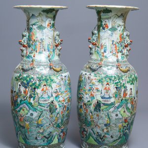 A pair of very large Chinese famille verte vases with fine narrative design, 19th C. — photo 4