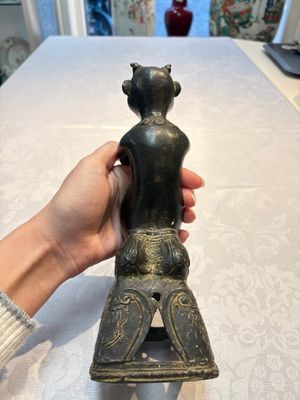 A pair of Vietnamese bronze figures, 19/20th C. — foto 3