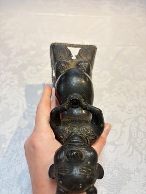 A pair of Vietnamese bronze figures, 19/20th C. — foto 6
