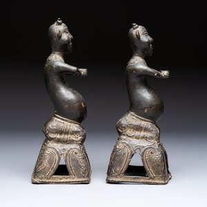 A pair of Vietnamese bronze figures, 19/20th C. — foto 3