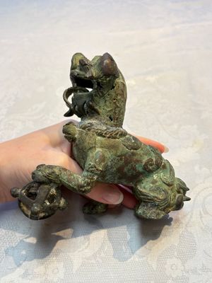 A pair of Vietnamese bronze lions, 19/20th C. — photo 3