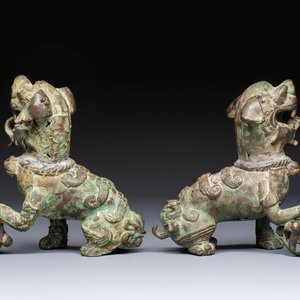 A pair of Vietnamese bronze lions, 19/20th C. — photo 4