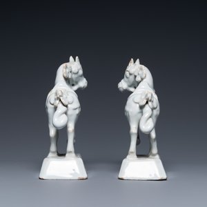 A pair of white Dutch Delft horses, 18th C. — 照片 5