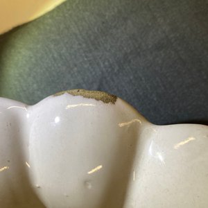 A pair of white Dutch Delftware gadrooned dishes, 17th C. — photo 18