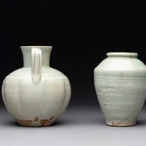 A pale celadon-glazed vase, a jar and a ewer, Asia, 19th C and later — photo 10