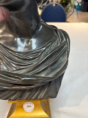 A parcel-gilt bronze bust of a Roman woman, possibly Livia Drusilla or Agrippina the Elder, France, Empire period, early 19th C. — 照片 8