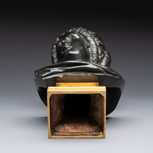 A parcel-gilt bronze bust of a Roman woman, possibly Livia Drusilla or Agrippina the Elder, France, Empire period, early 19th C. — 照片 7