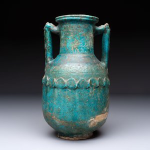 A Parthian turquoise-glazed pottery amphora, Iran, 2nd/3rd C. — photo 2