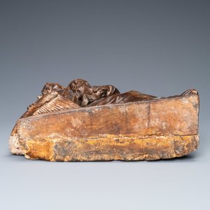 A patinated wooden group of Saint Anne with the infant Jesus on an inscribed base, ca. 1540 — 照片 6