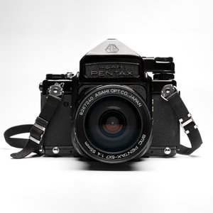 A Pentax 6x7 MLU with TTL prism, 3 lenses and accessories — photo 4