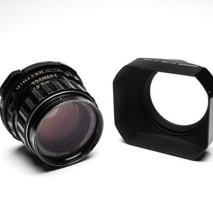 A Pentax 6x7 MLU with TTL prism, 3 lenses and accessories — 照片 11