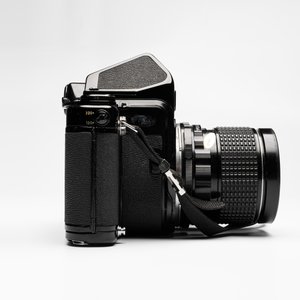 A Pentax 6x7 MLU with TTL prism, 3 lenses and accessories — 照片 7