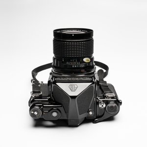 A Pentax 6x7 MLU with TTL prism, 3 lenses and accessories — 照片 8