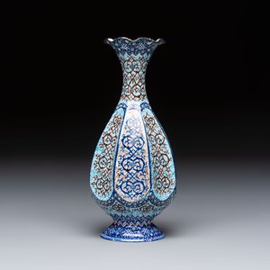 A Persian minakari enamelled copper vase, 20th C. — 照片 2