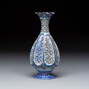 A Persian minakari enamelled copper vase, 20th C. — 照片 5