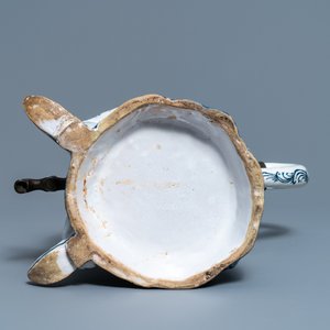 A pewter-mounted blue and white Brussels faience 'Jacqueline' jug, 18th C. — 照片 6