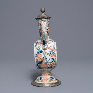 A pewter-mounted Dutch Delft cashmere palette relief-decorated jug, 1st half 18th C. — 照片 3