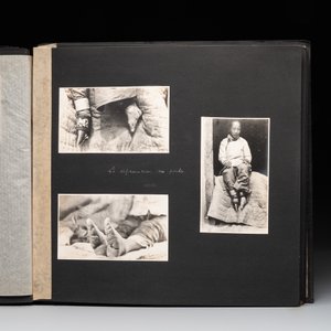 A photo album documenting the Huanggutun incident, prominent figures of China and sights of Beijing in the early 20th C., dated 1928 — foto 15