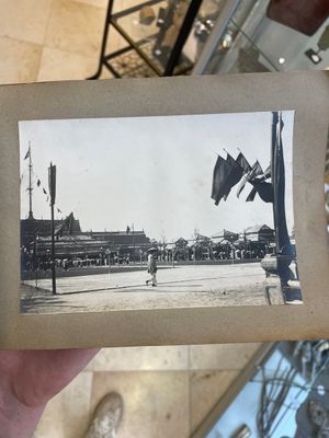 A photo album 'Fête du quarantenaire de S. M. KHAI-DINH empereur d'Annam', Vietnam, dated Oct. 1924 — photo 8