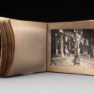 A photo album 'Fête du quarantenaire de S. M. KHAI-DINH empereur d'Annam', Vietnam, dated Oct. 1924 — photo 19
