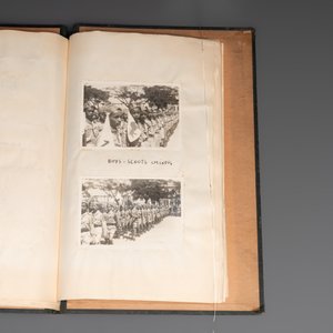 A photo album with sights and landmarks in China by staff of the Belgian Embassy, 20th C. — foto 47